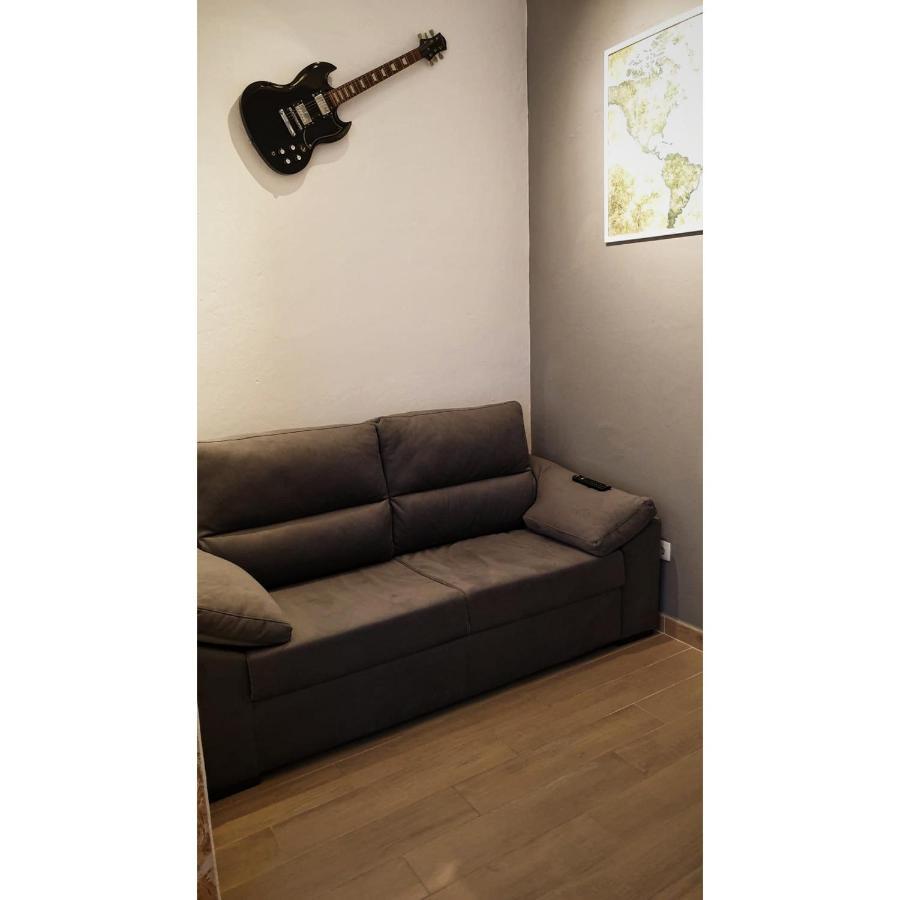 Roots Apartment 잠부예이라도마르 외부 사진
