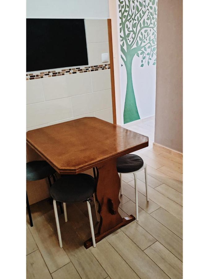 Roots Apartment 잠부예이라도마르 외부 사진